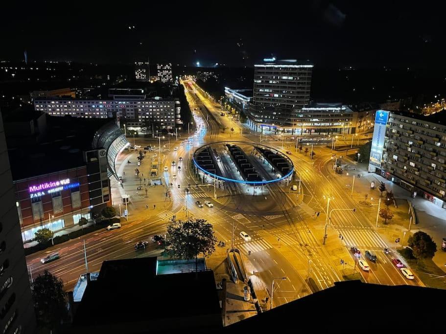 100M2 Penthouse On Top Of The City 1000Mb/S, Airc. Wroclaw Exterior photo